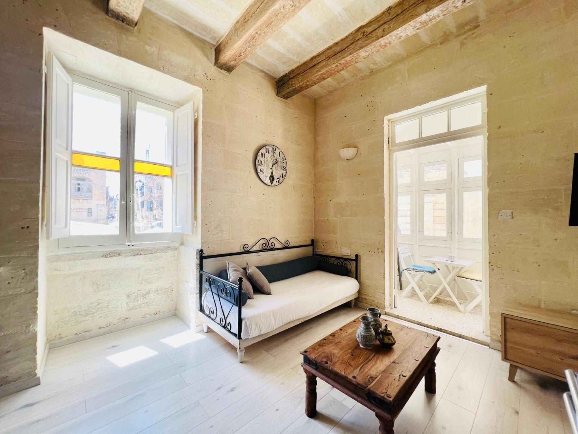 Coffee Loft - Grand Master Palace فاليتا المظهر الخارجي الصورة